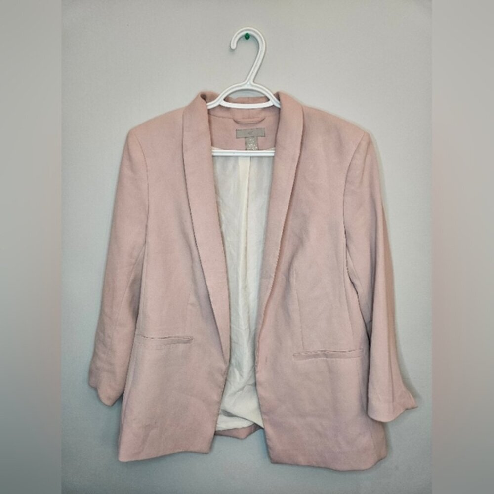 H$M Straight Cut Jacket. Light Pink. Size M.